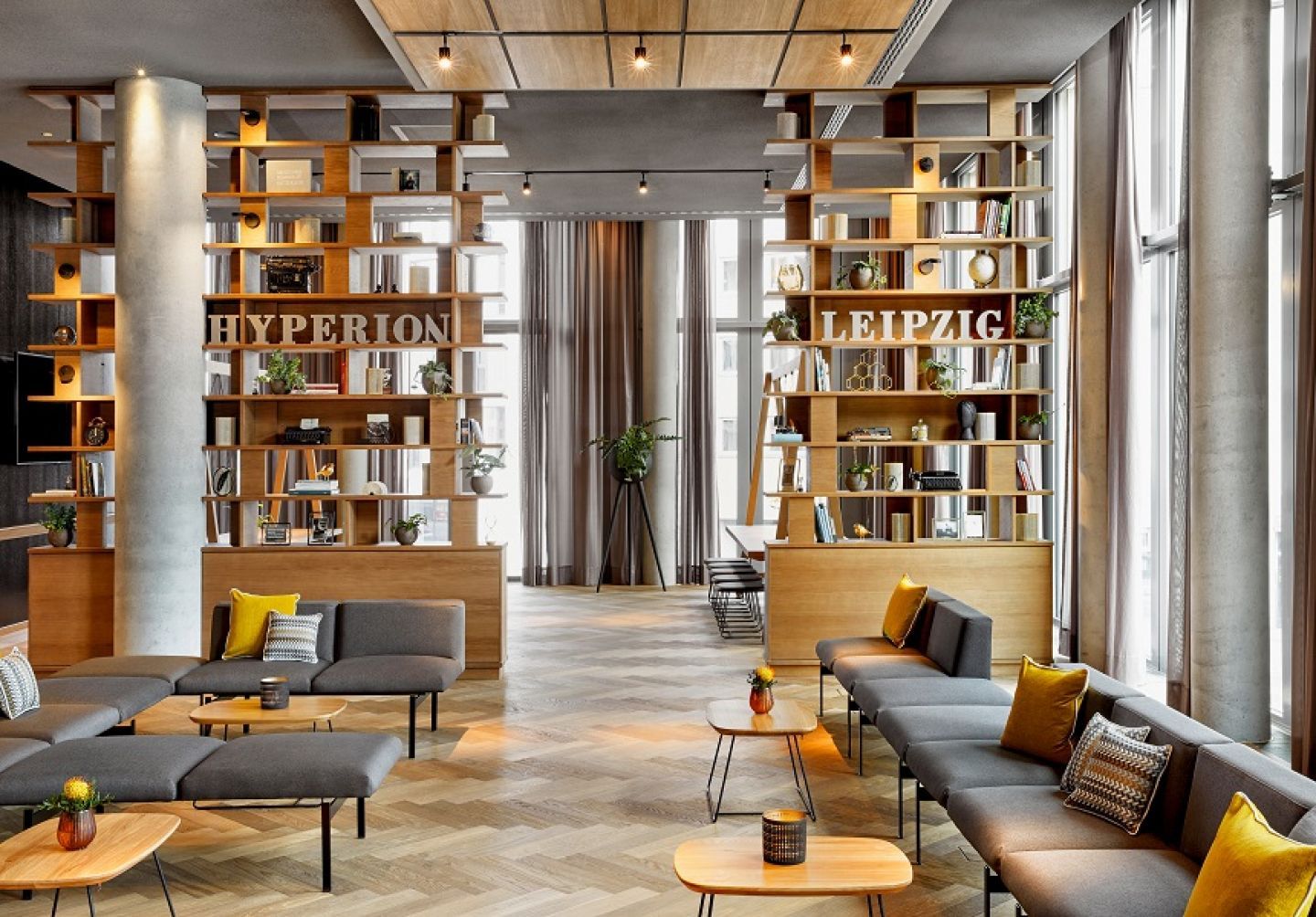 <p>HYPERION Hotel Leipzig - Lobby - MICE Service Group</p>